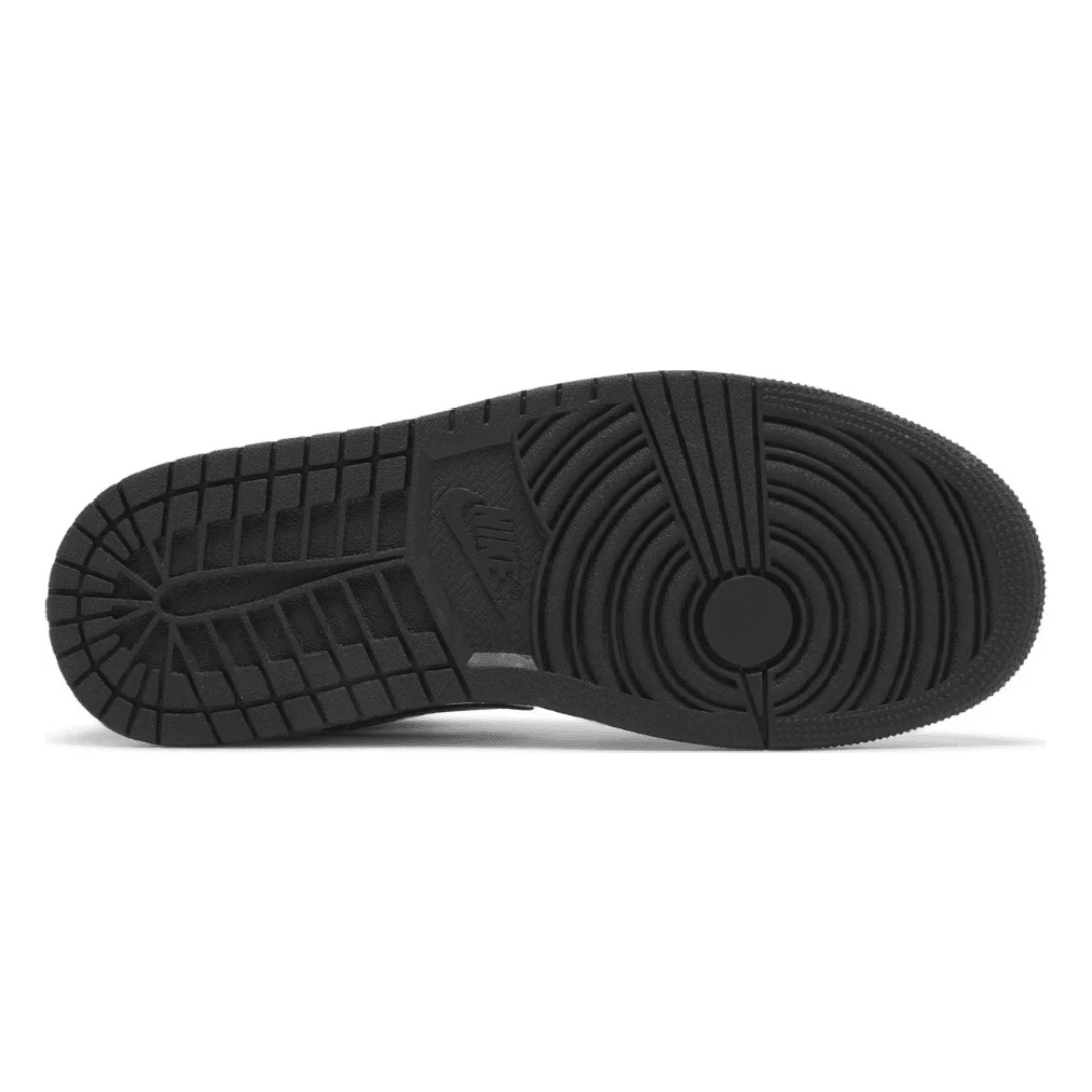 Air Jordan 1 Low Panda sneakers tongue label