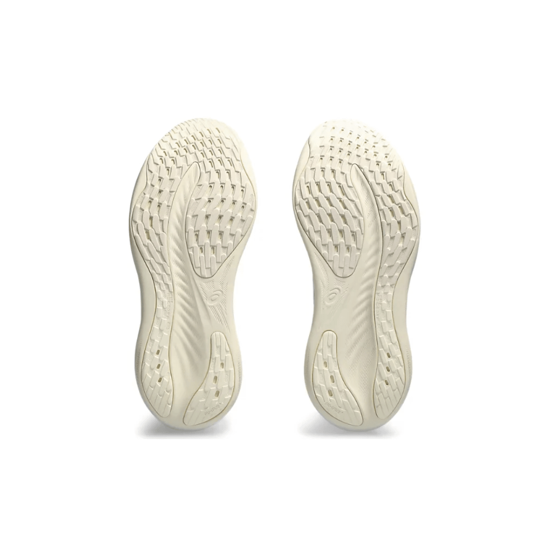 ASICS Gel-Nimbus 26 White Off White running shoes outsole