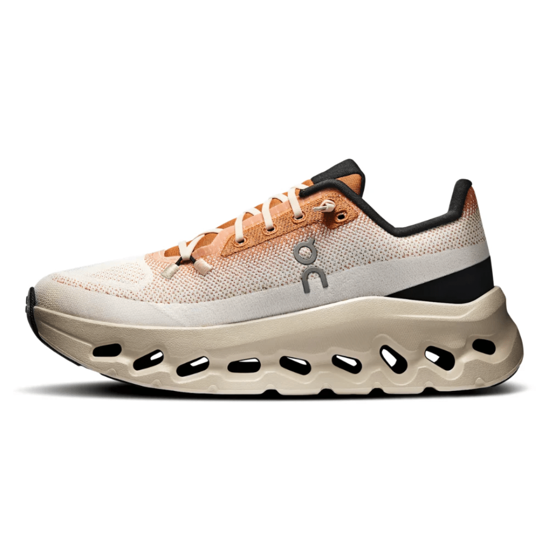 On Cloudtilt Moon ¨White