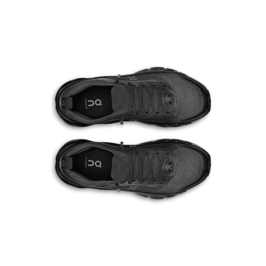 On Cloudtilt Moon ¨Black