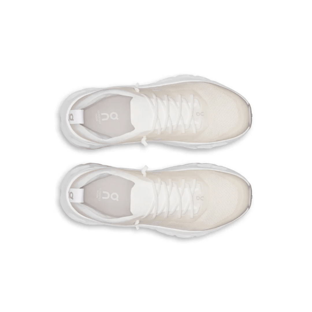 Cloudtilt Moon White Frost – Heel View