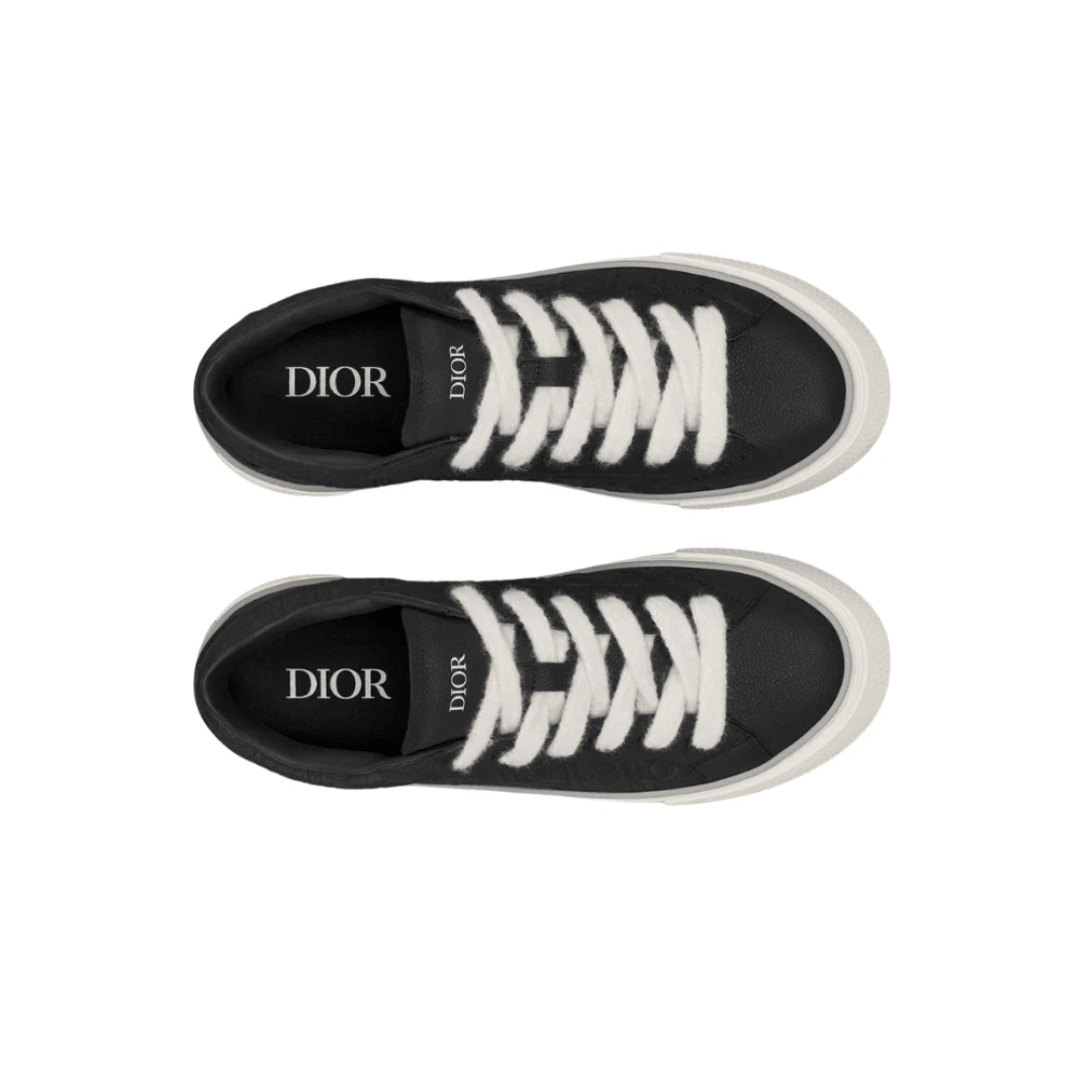 Dior B33 Sneaker Black White on feet Dubai