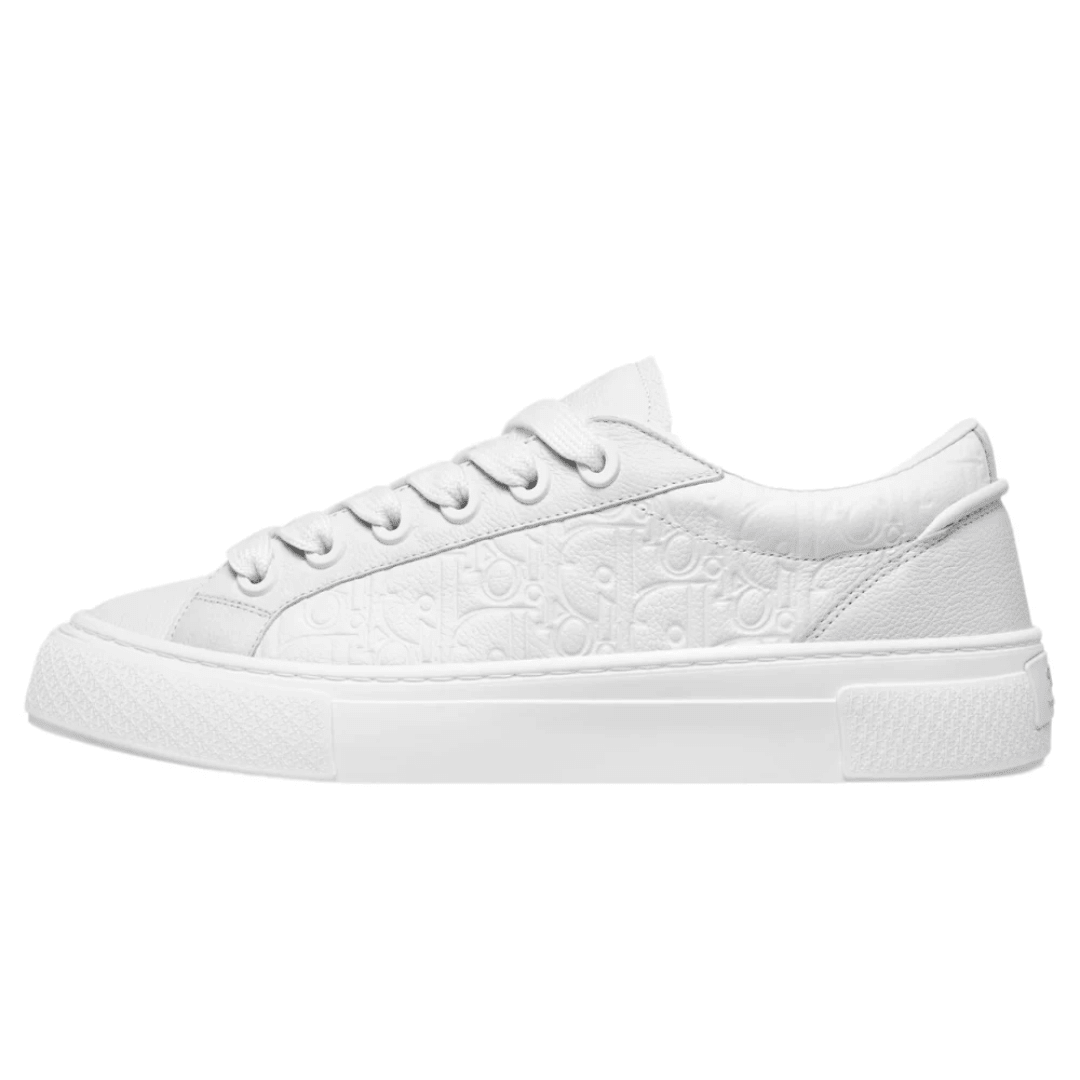 Dior B33 Sneaker White on feet Dubai