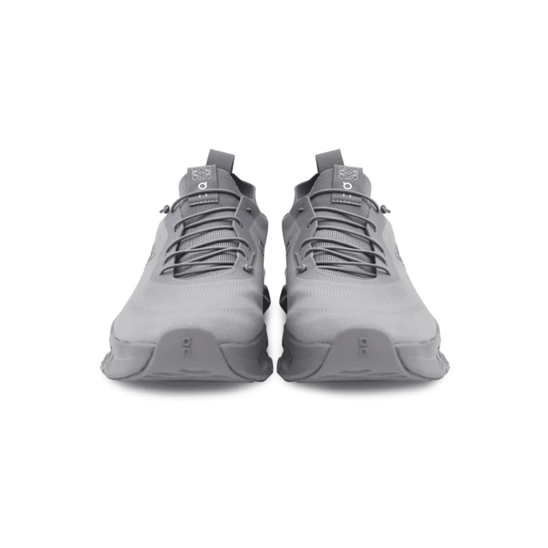 Loewe x Running Cloudtilt Grey close-up detail