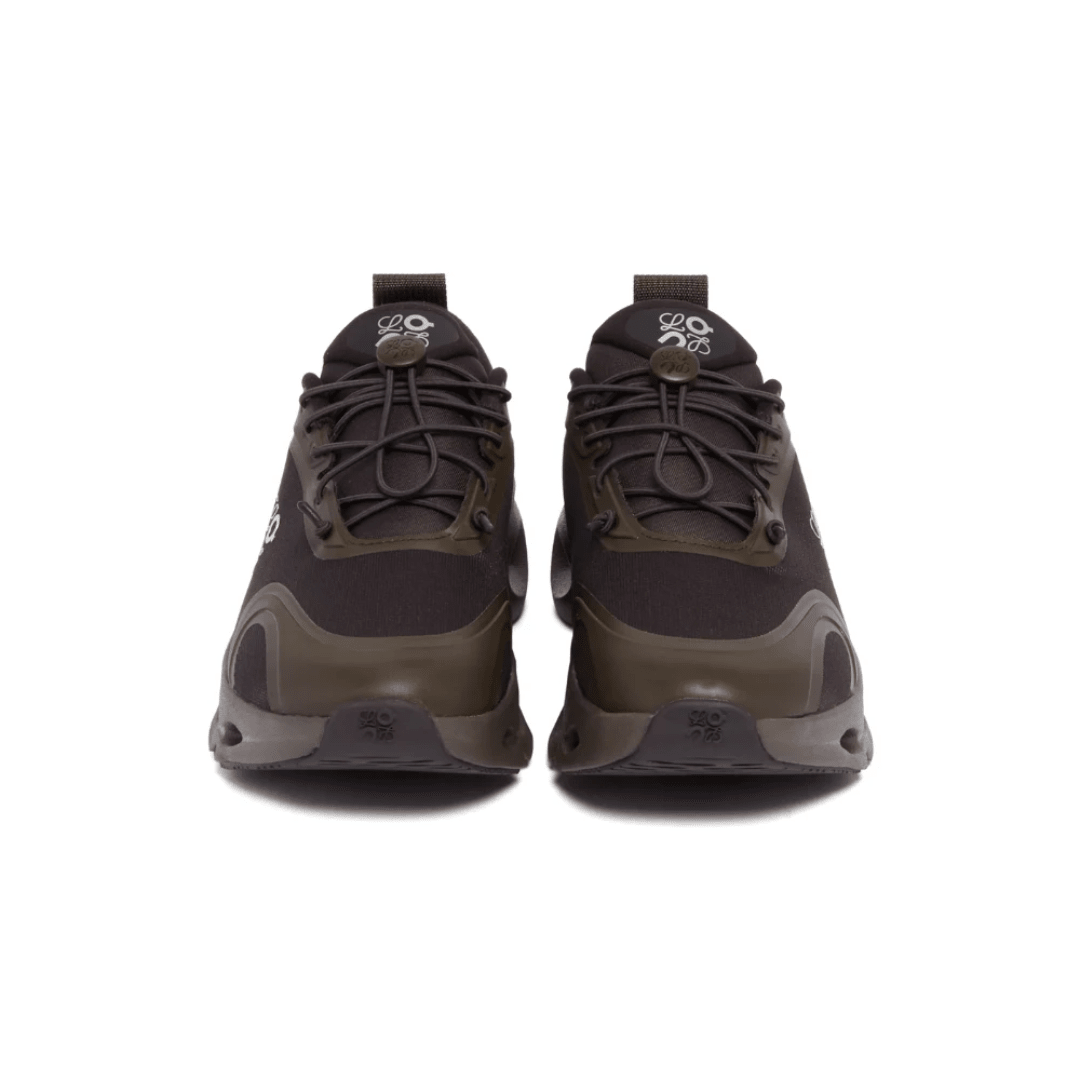 Loewe x On Running Cloudsolo Dark Brown close-up detail