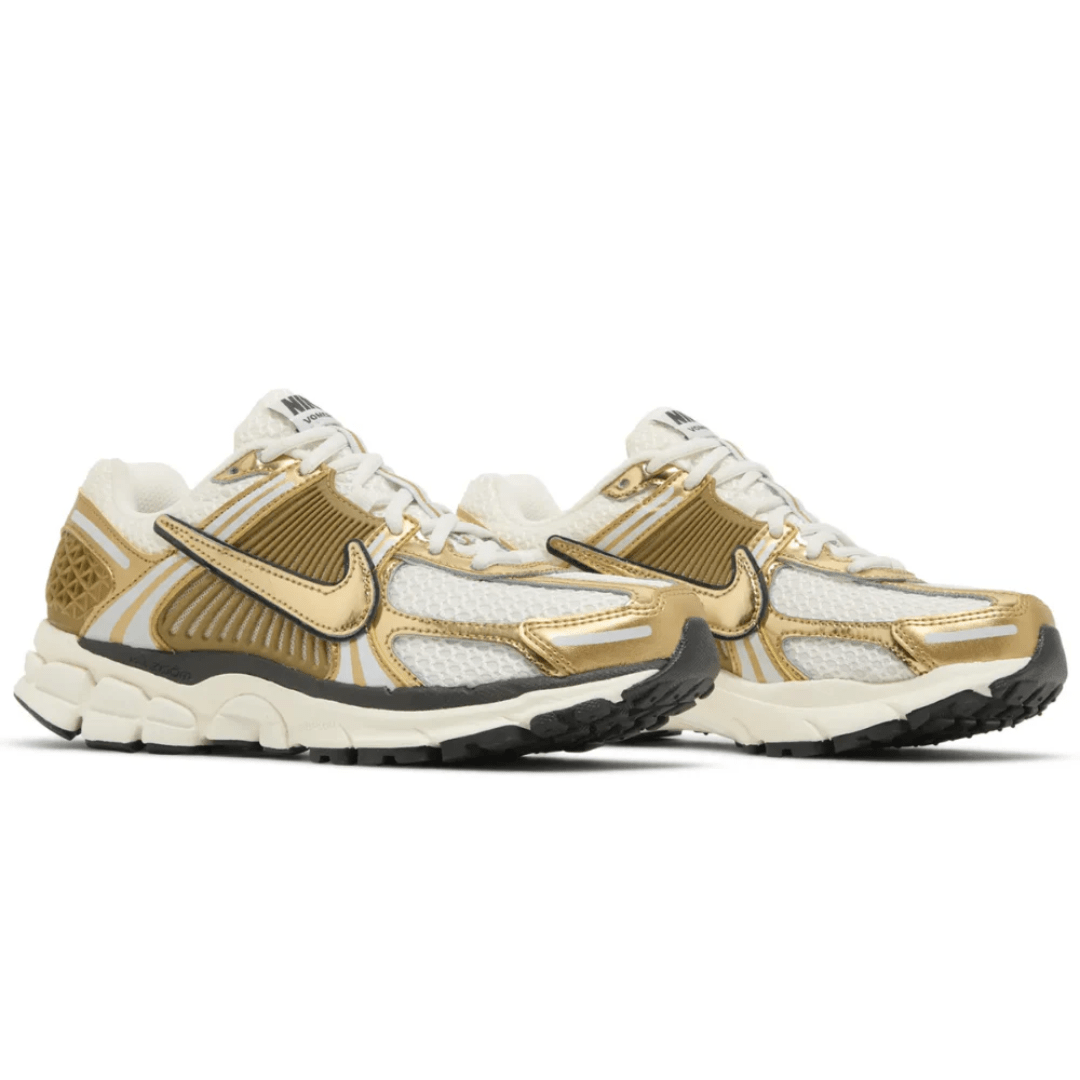 Nike Air Zoom Vomero 5 Metallic Gold sneakers upper detail