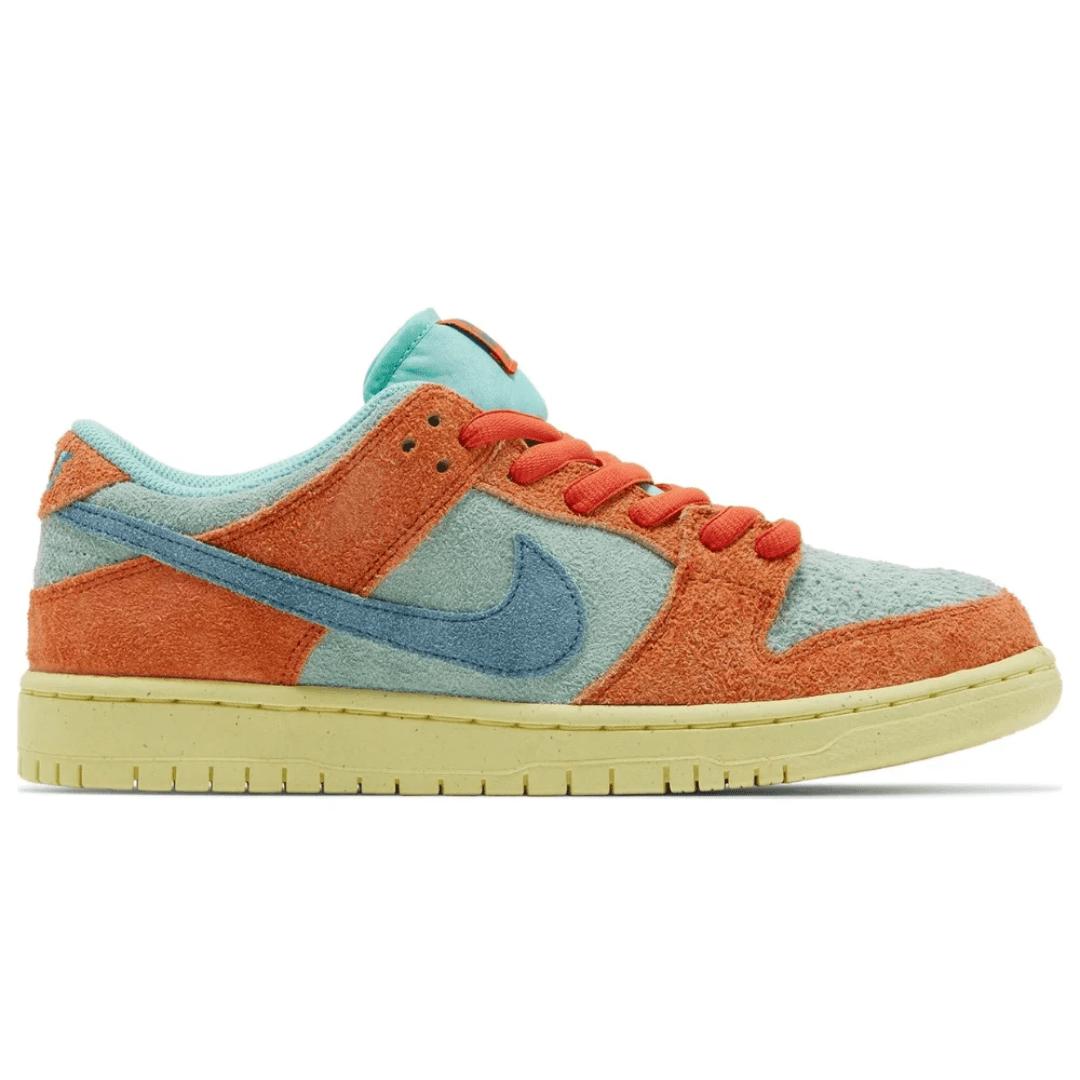 Nike Dunk Low SB Orange Emerald Rise side profile