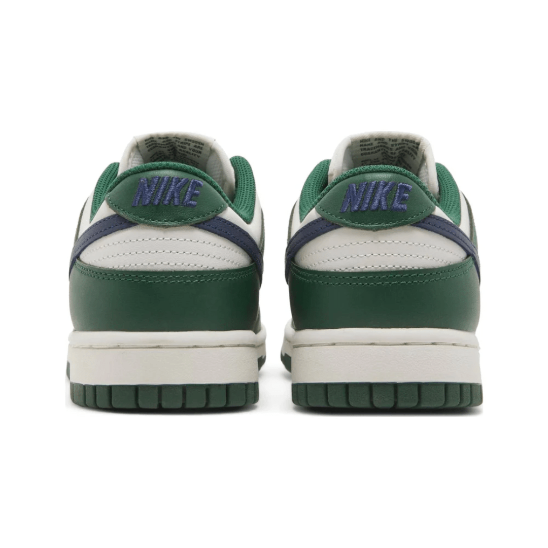 Nike Dunk Low Gorge Green sneakers toe box