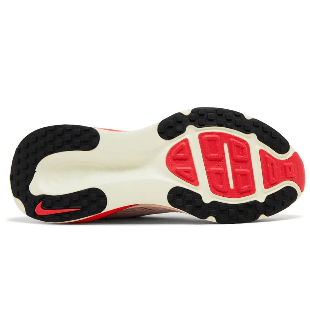 Nike Vomero 18 Platinum Tint Siren Red sneakers midsole cushioning