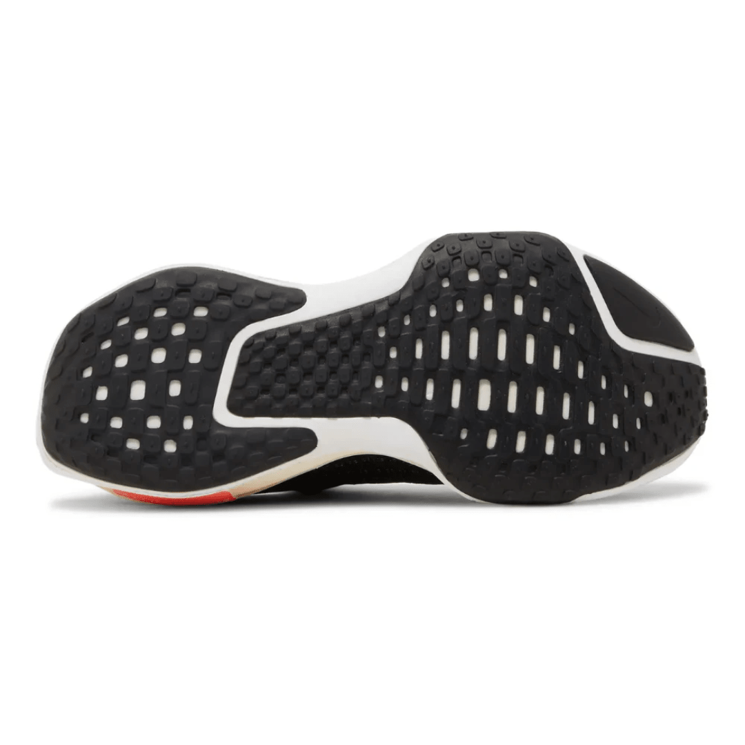Nike ZoomX Invincible Run Flyknit 3 Black White sneakers Flyknit detail