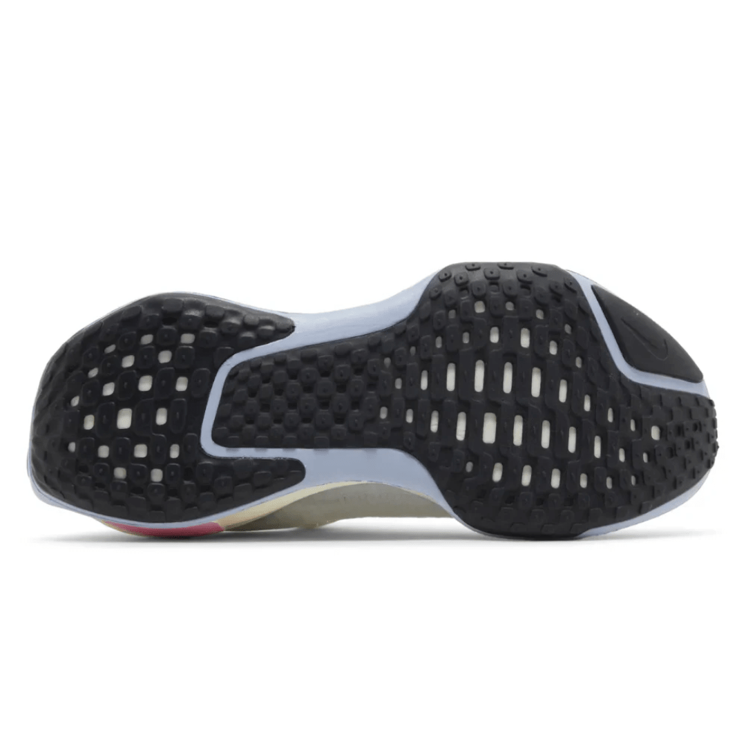 Nike ZoomX Invincible Run Flyknit 3 White Cobalt Bliss sneakers midsole
