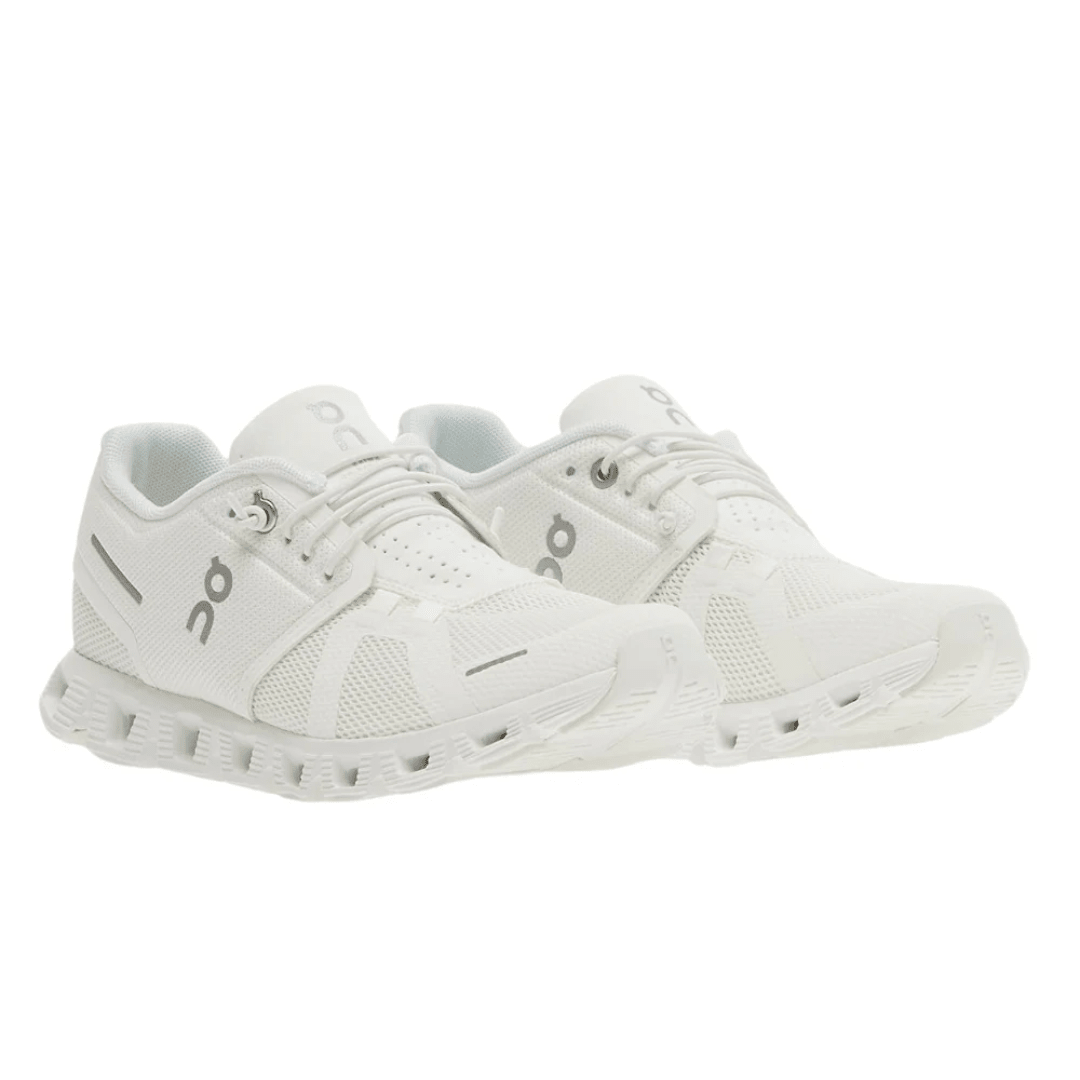 On Cloud 5 Undyed–White White heel view