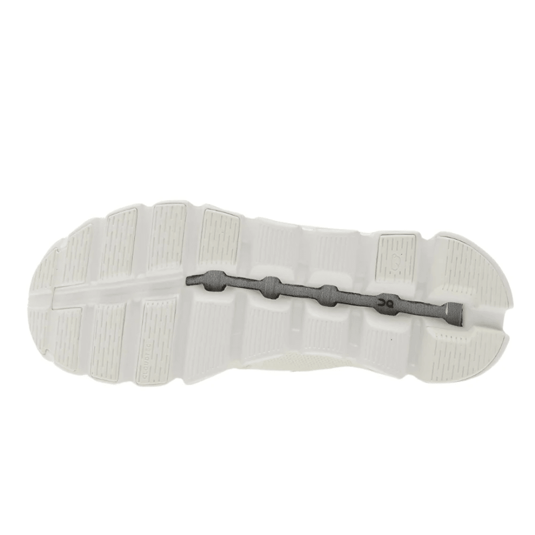 On Cloud 5 Undyed–White White box packaging