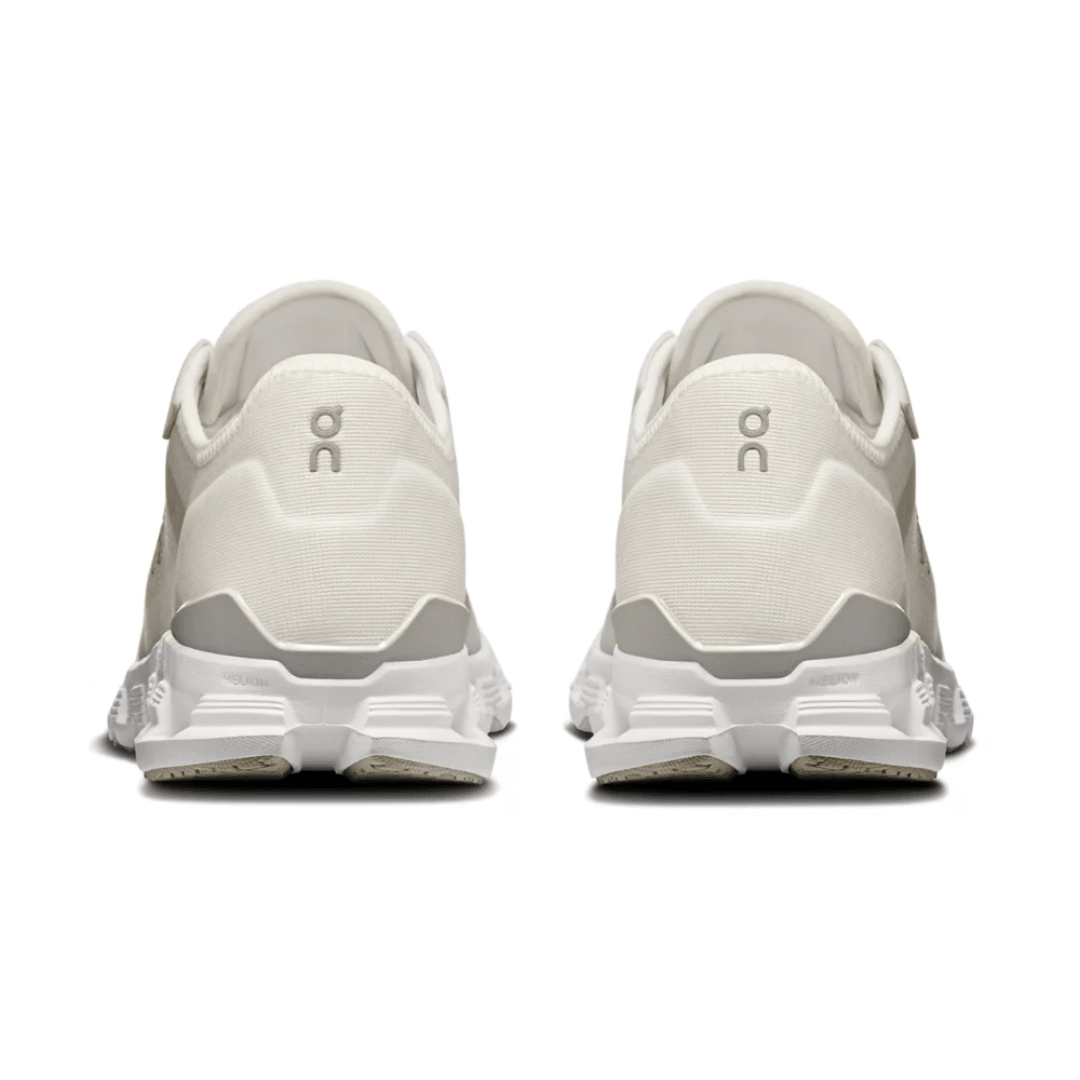 Cloud X 4 AD White Wolf macro texture