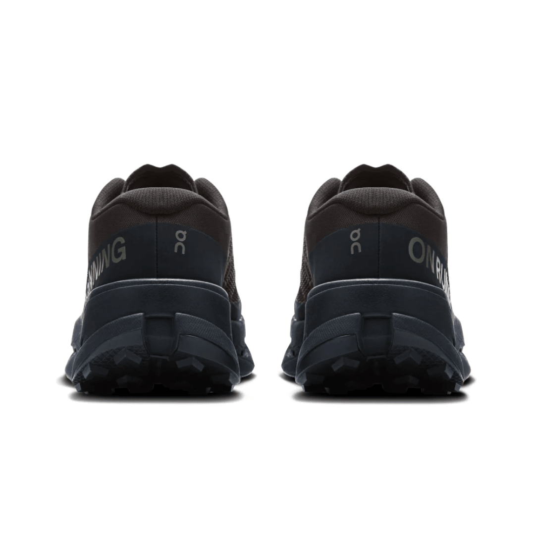 On Running Cloudultra 3 Black close-up detail