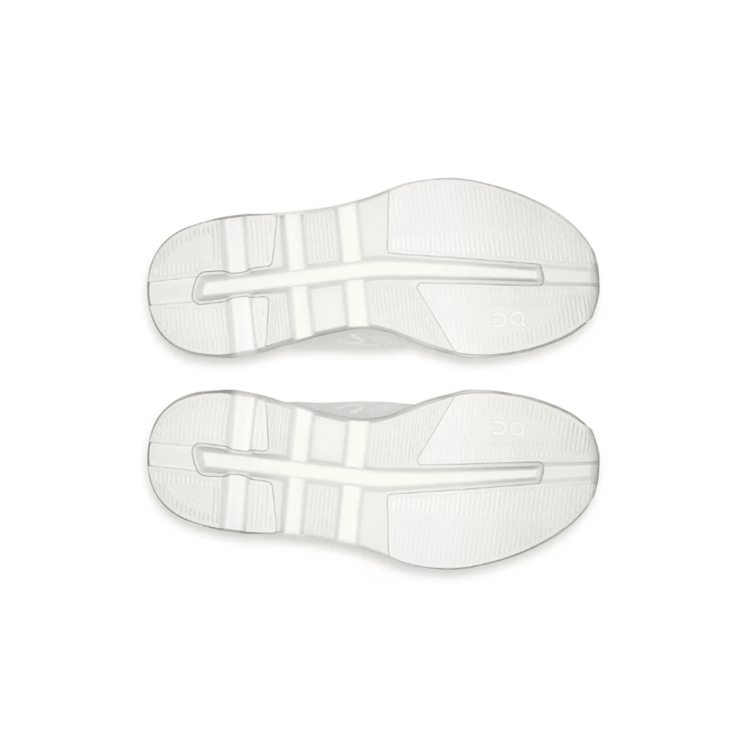 Cloudzone Triple White box packaging