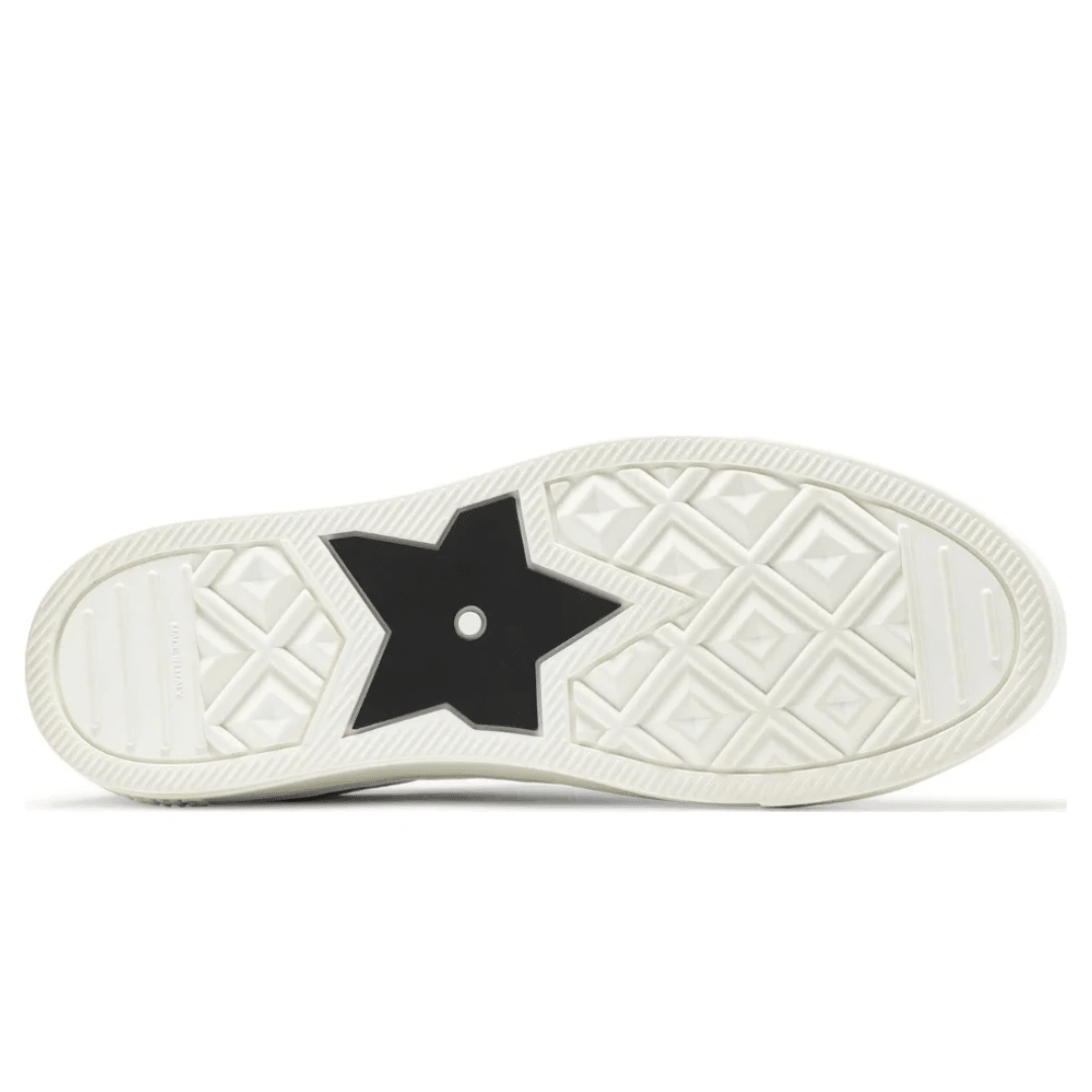 Walk’N’Dior Embroidered Canvas Low Grey sneakers outsole